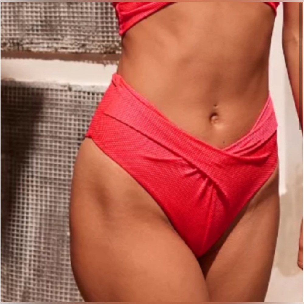 NEW Aerie Pink Neon Shine Pique Twist High Cut
Bikini Bottom Size S
